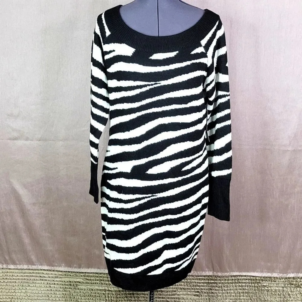 SOHO NEW YORK AND COMPANY STREET Animal Print Sweater Dress Medium